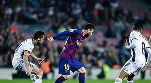 强调合作的